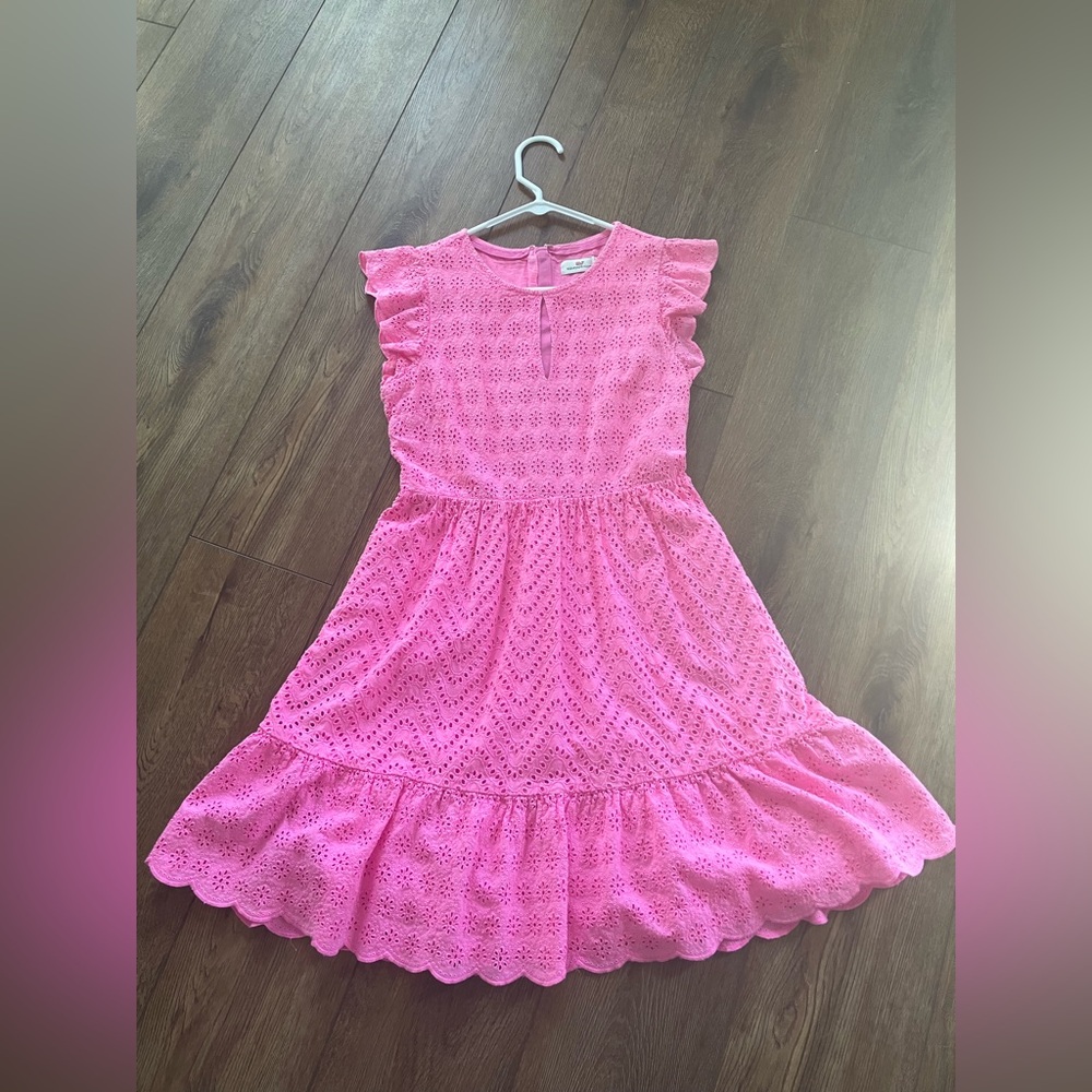Vineyard Vines Pink Eyelet Ruffle Dress, size 2
